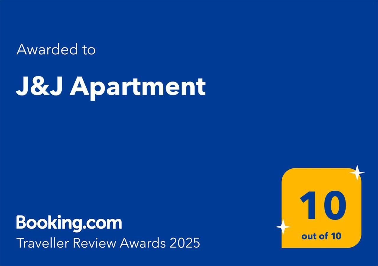 J&J Apartment Skopje Bagian luar foto